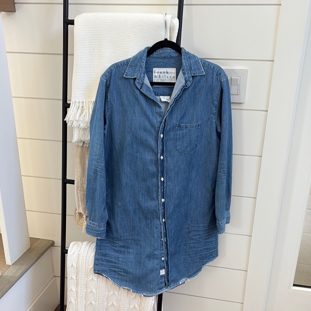 Frank & Eileen “Mary” Denim Shirtdress. Size Small. Vintage Stonewashed Indigo.